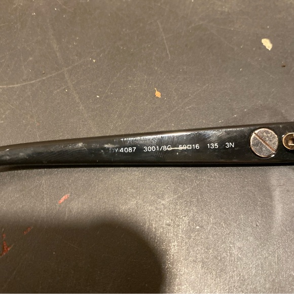 DKNY DY 4087 3540/8D Solid Black 59-16-135 Sunglasses G29/2 - Picture 9 of 10